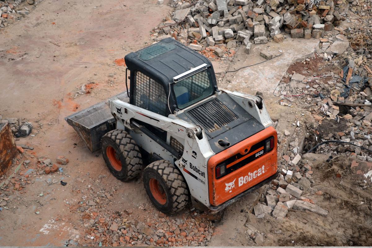 Equipment rental Montreal Mirabel